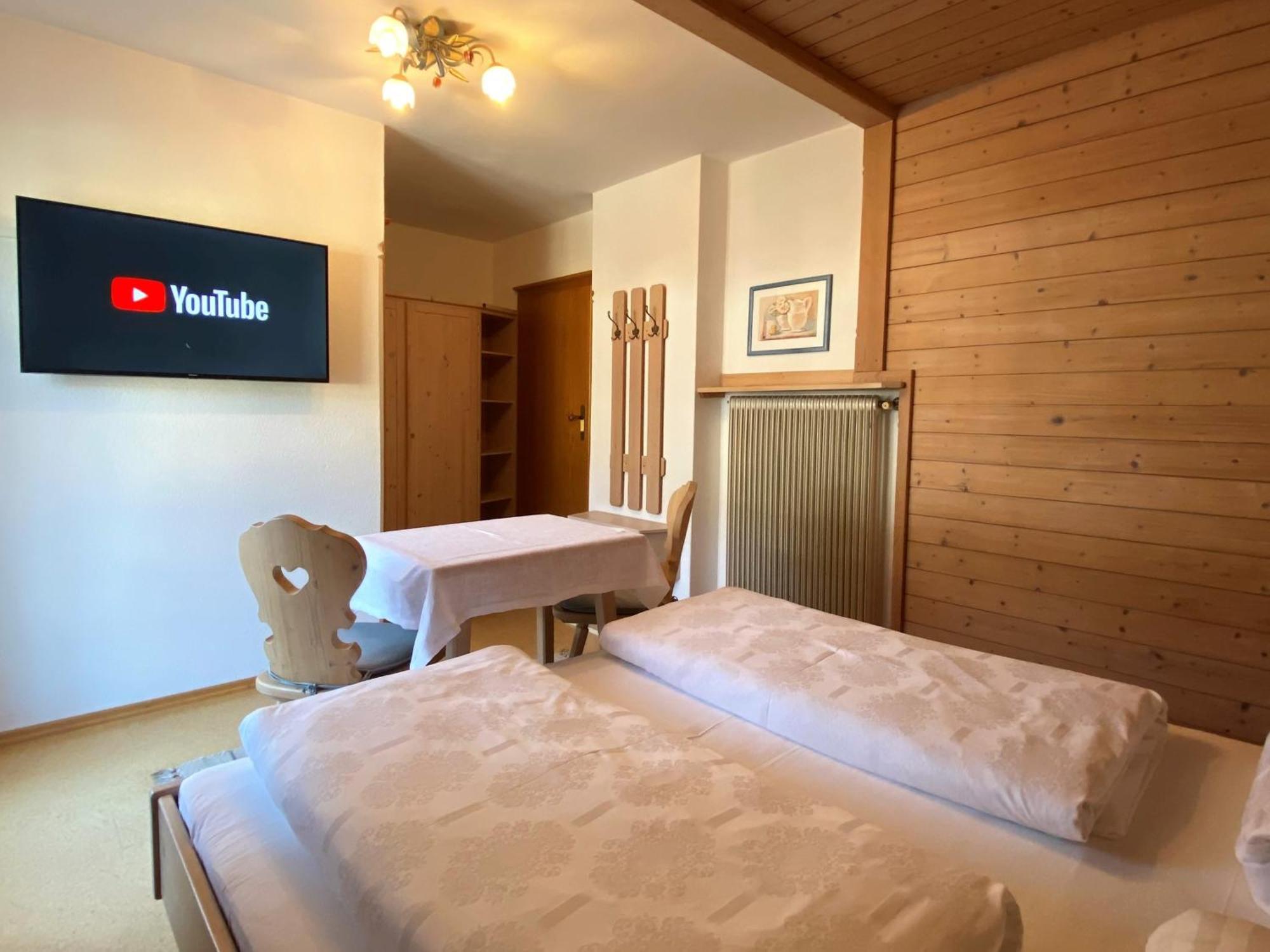 Landhaus Rohrmoser زيل أم زيلر الغرفة الصورة